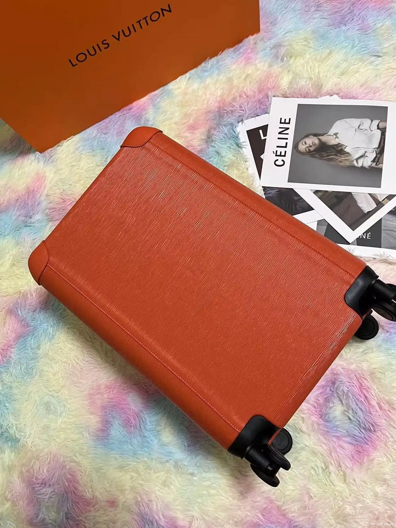 CUSTOM CABIN HORIZON 37L 55 SUITCASE ORANGE 0627